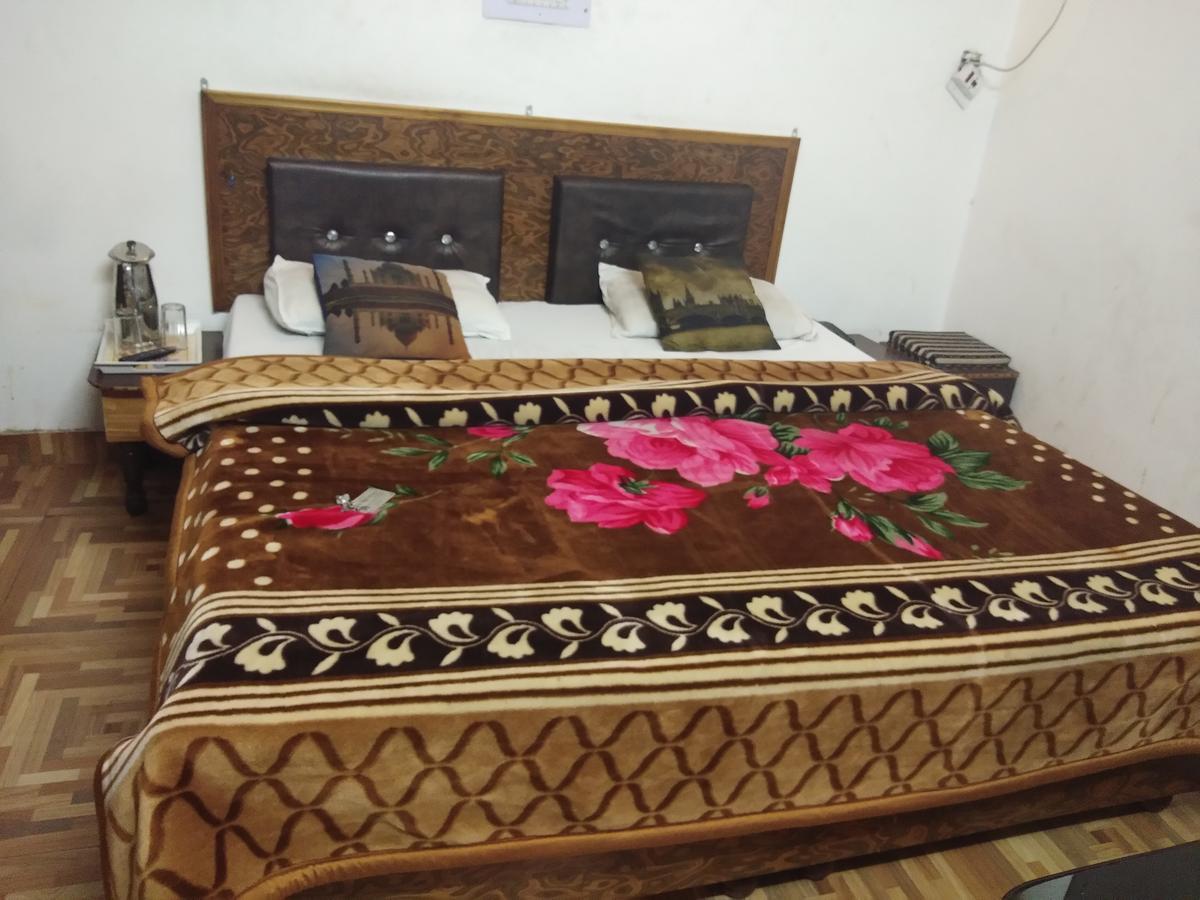 ג'אמו Mini Moti Mahal By Mtmc Rooms מראה חיצוני תמונה